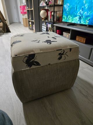 Reposapiés tapizado