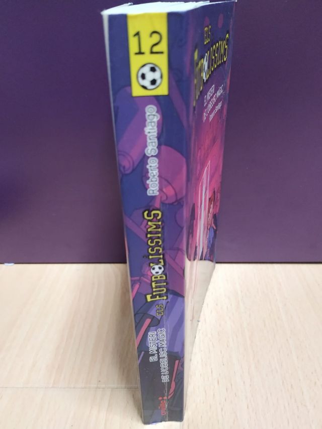 Els Futbolíssims 12: El misteri de l'obelisc màgic