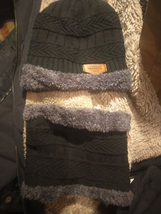 Gorro y braga de lana.