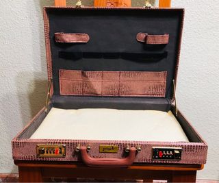 Maletin portadocumentos cifrado .