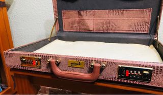 Maletin portadocumentos cifrado .