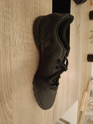 Zapatillas fútbol Adidas multitacos