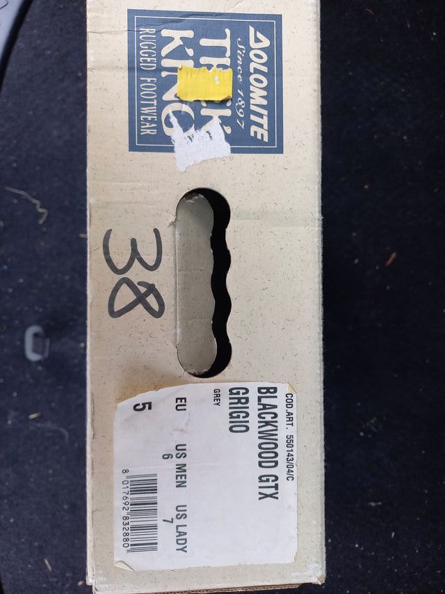 Scarpe traking dolomite