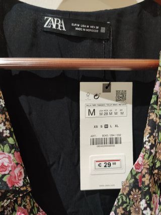 Vestido talla M Zara estampado flor. Nuevo