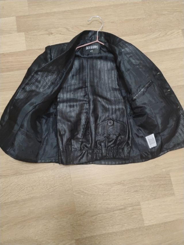 Traje de niño de 9 a 12 meses