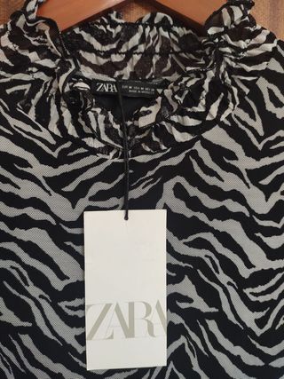 Vestido talla M Zara blanco y negro. Nuevo.