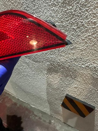 PILOTO TRASERO DERECHO AUDI Q 3