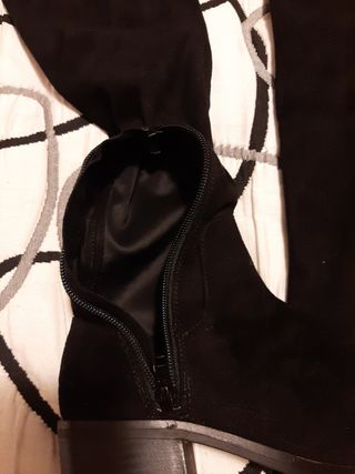 Botas altas negras ajustables comodas