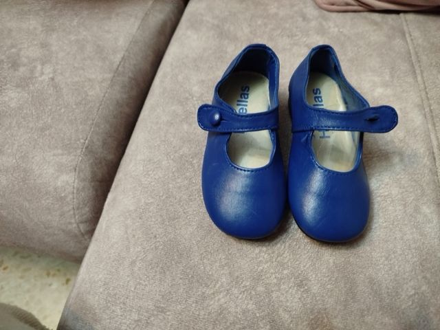 Zapatos niña talla 21 nuevos sin estrenar azules