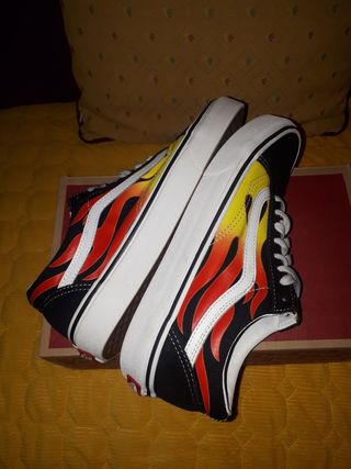 Zapatillas VANS  39