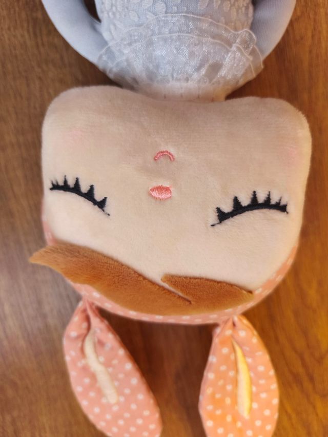 Muñeca Metoo Angela