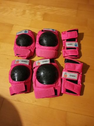 Patins de linea amb proteccions i casc