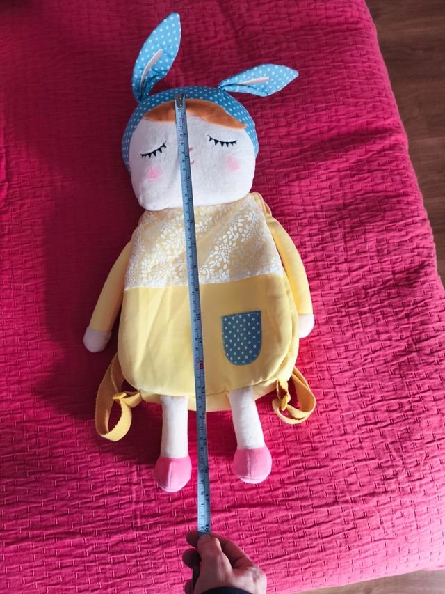 Mochila peluche muñeca Metoo Ángela