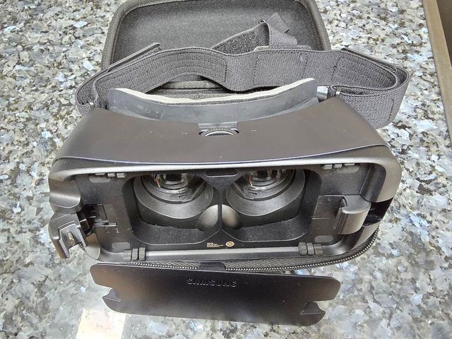 Samsung Gear VR - Casco de realidad virtual