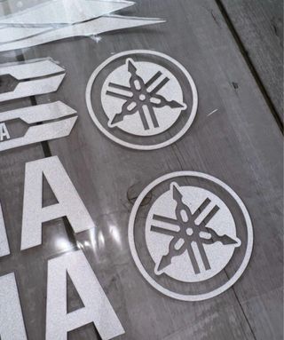 KIT PEGATINAS YAMAHA LOGO MOTO R1 R2 R6 WRF YZF MT