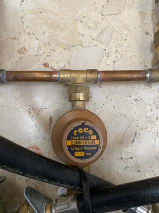 CALENTADOR BOSCH JUNKERS 17Litros HYDRONEXT 5600S