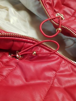 Abrigo plumas rojo desmontablele
