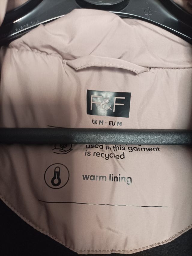 Abrigo acolchado F&F, Irlanda