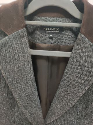 Chaqueta marca caramelo 