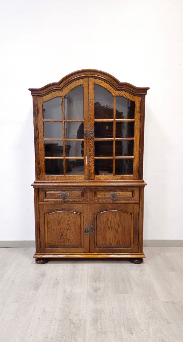 Alacena Rustica de Roble con Vitrina