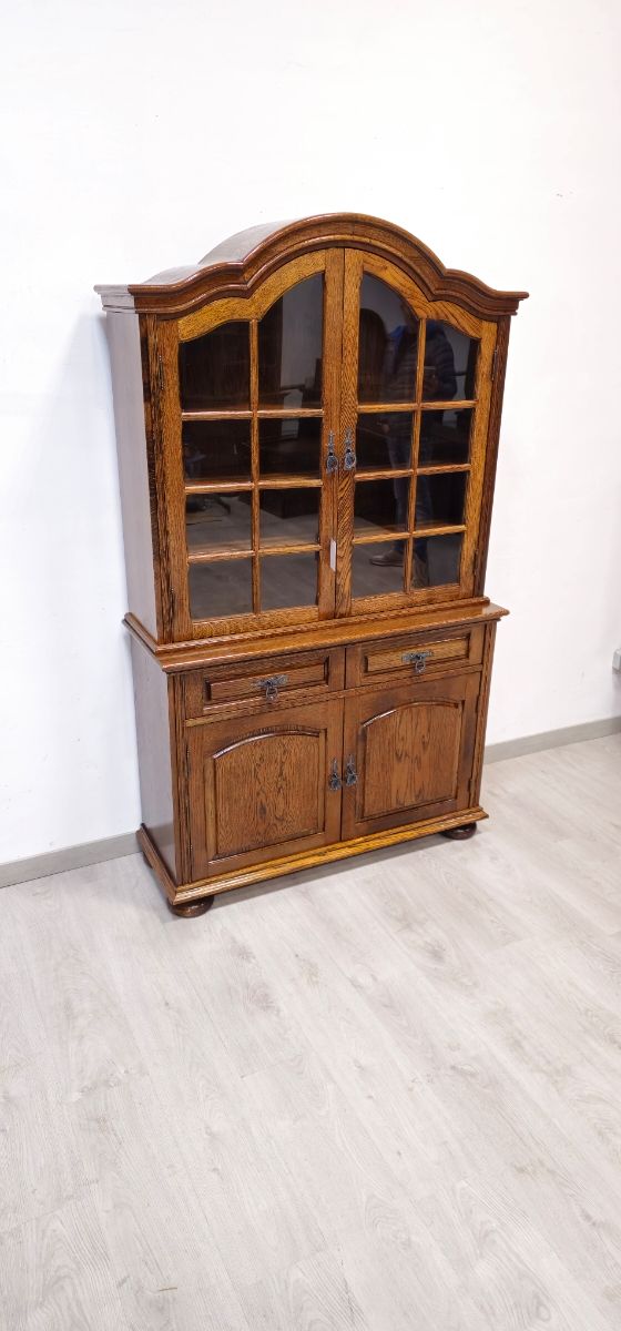 Alacena Rustica de Roble con Vitrina