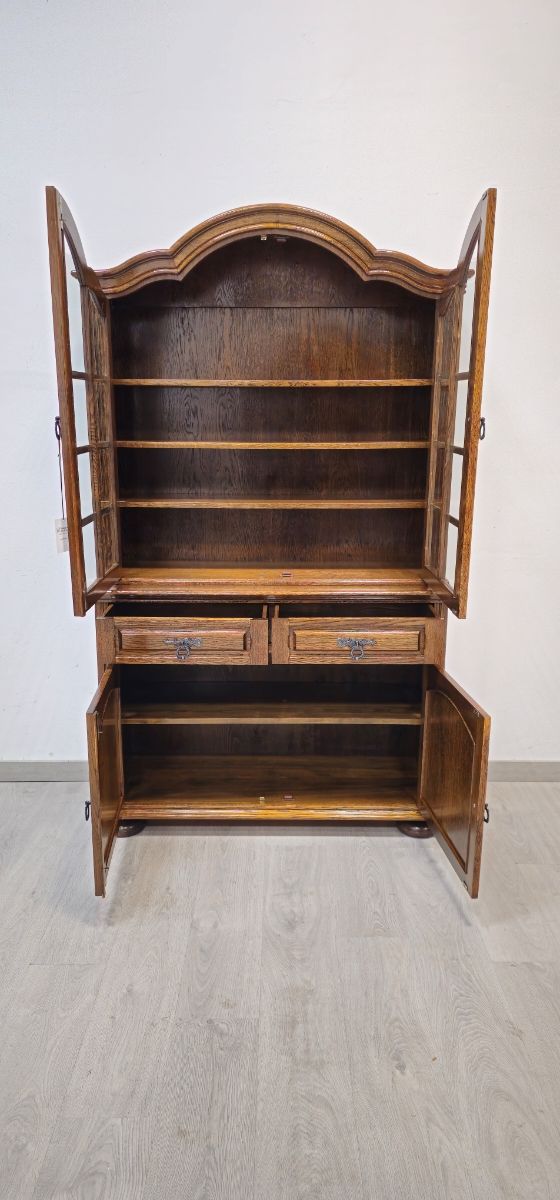 Alacena Rustica de Roble con Vitrina