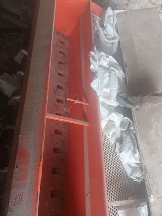 Remolque sembradora abonadora cono sulfatadora