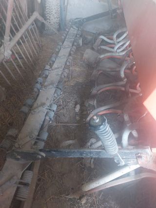 Remolque sembradora abonadora cono sulfatadora