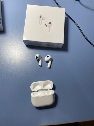Airpods 