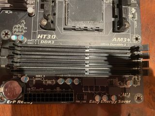 Placa Base Gigabite GA900FXAUD3
