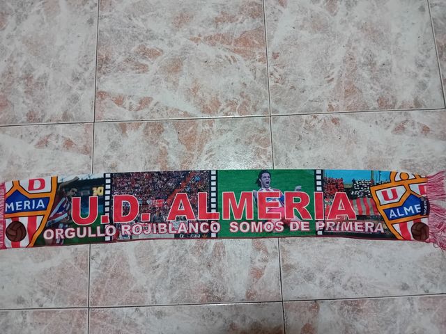 BUFANDA FÚTBOL ORIGINAL ALMERÍA ORTIZ