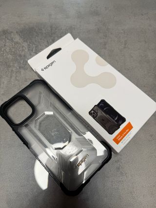 Funda SPIGEN iPone 12 Pro Max