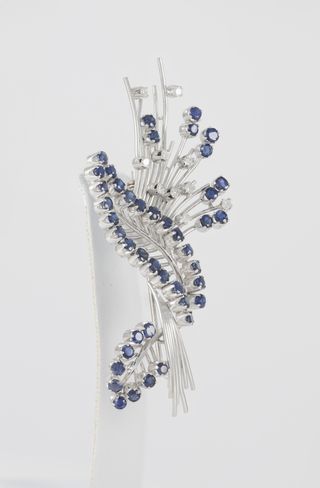 Broche vintage en oro 18k con zafiros y brillantes