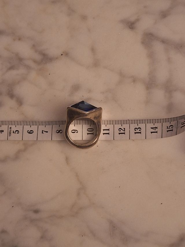 Anillo y pulsera de "uno de 50"