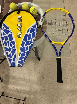 RAQUETA DE TENIS DUNLOP EN MUY BUEN ESTADO