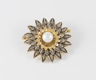 Broche antiguo en oro, plata con perla y zafiros