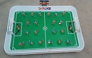 Mini futbolín de mesa