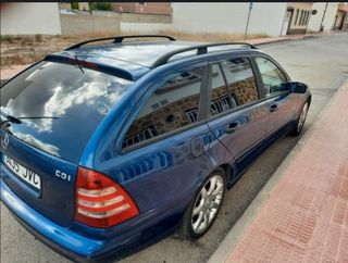 Mercedes-Benz Clase C 2004