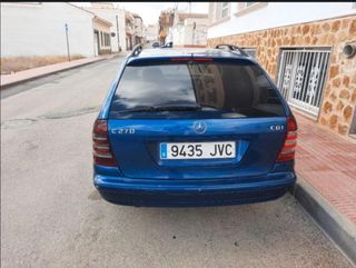 Mercedes-Benz Clase C 2004