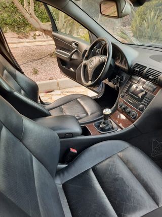 Mercedes-Benz Clase C 2004