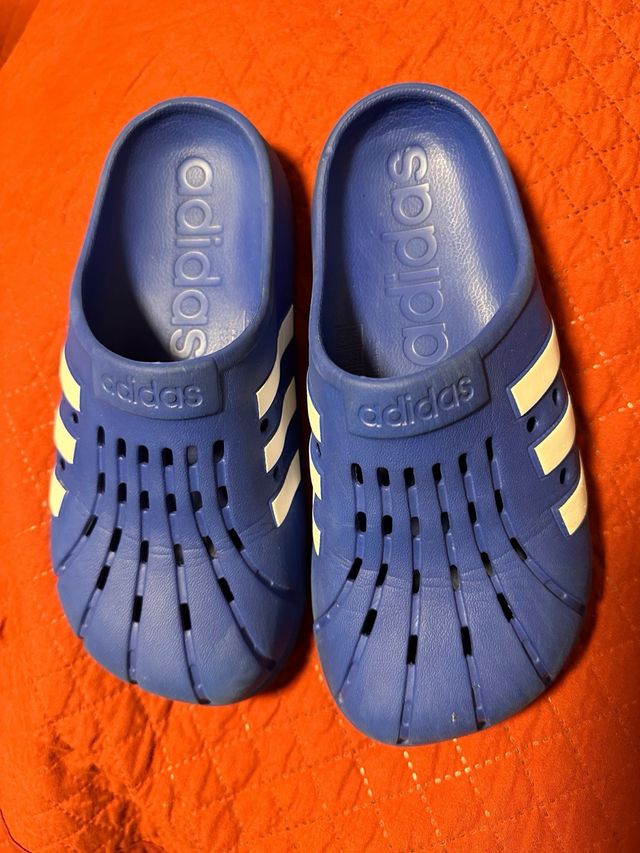 crocs ADIDAS TALLA 38