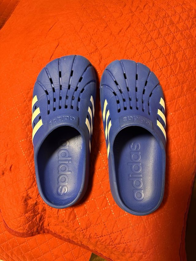 crocs ADIDAS TALLA 38