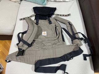 Mochila portabebé ergobaby