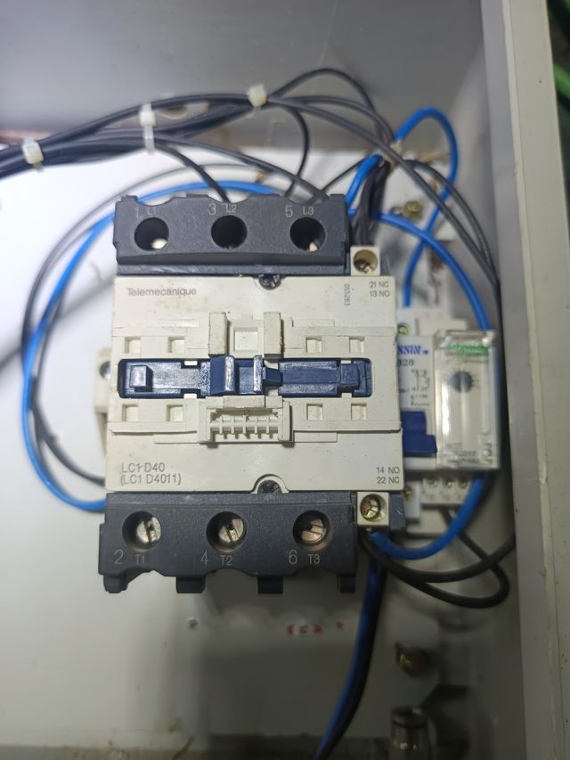 Contactor lc1 d40