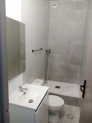 Se alquila habitacion !