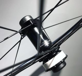 RUEDAS FULCRUM AIR BEAT 400 CARBON DISC XDR