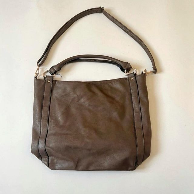 Borsa grigia in pelle