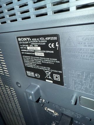 TV 40’ Sony KDL-40P2530