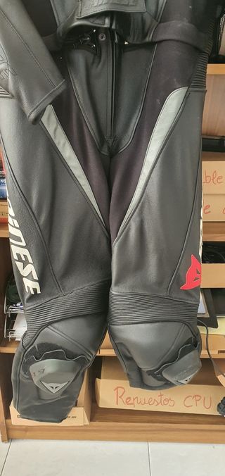 Mono Dainese avro nuevo