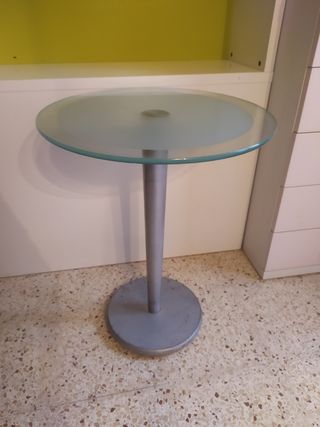 Mesa auxiliar cristal templado